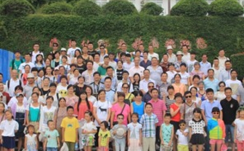 春回大地暖，活力生活，我與金力士共成長